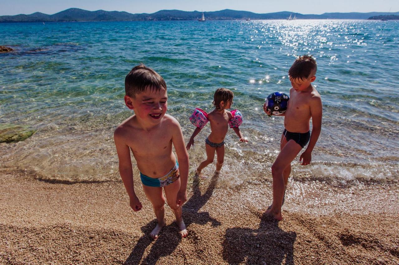 Glamping Beach Soline Biograd Na Moru Bagian luar foto
